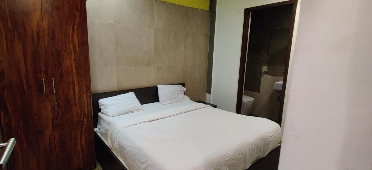 Aarju Luxurious Wave Apartment Calangute Ngoại thất bức ảnh