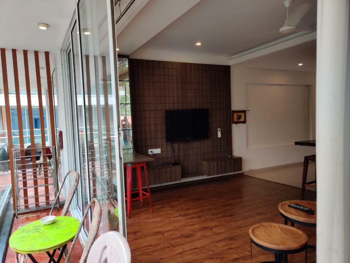 Aarju Luxurious Wave Apartment Calangute Ngoại thất bức ảnh